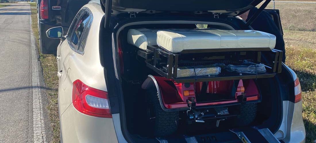 2022-RX5-cricket-mini-golf-cart-fits-in-suv